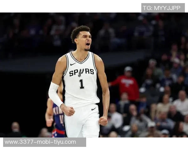 历史五大篮球巨星盘点文班亚马心目中的传奇名单揭秘 历史五大篮球巨星盘点文班亚马心目中的传奇名单揭秘